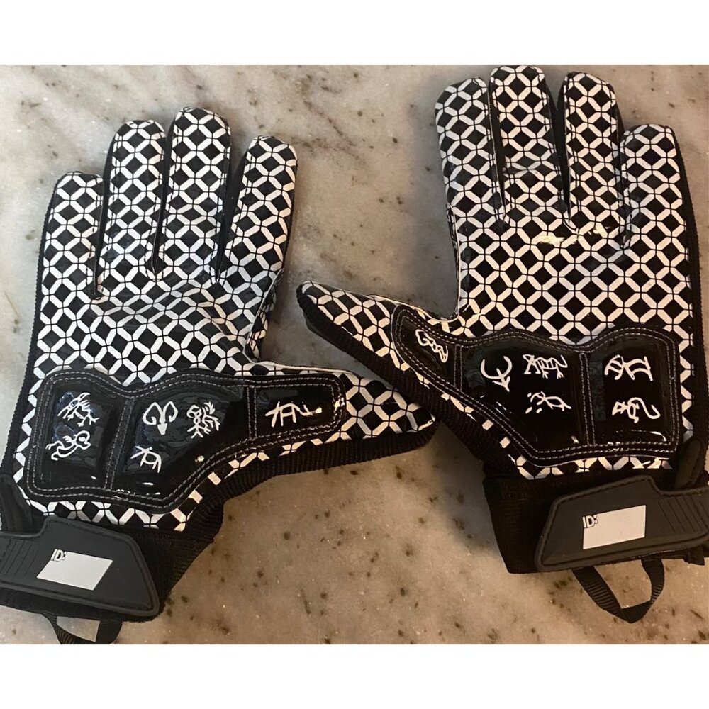 NEW SEIBERTRON Lineman 2.0 Football Black White Grip Gloves YL Youth Large